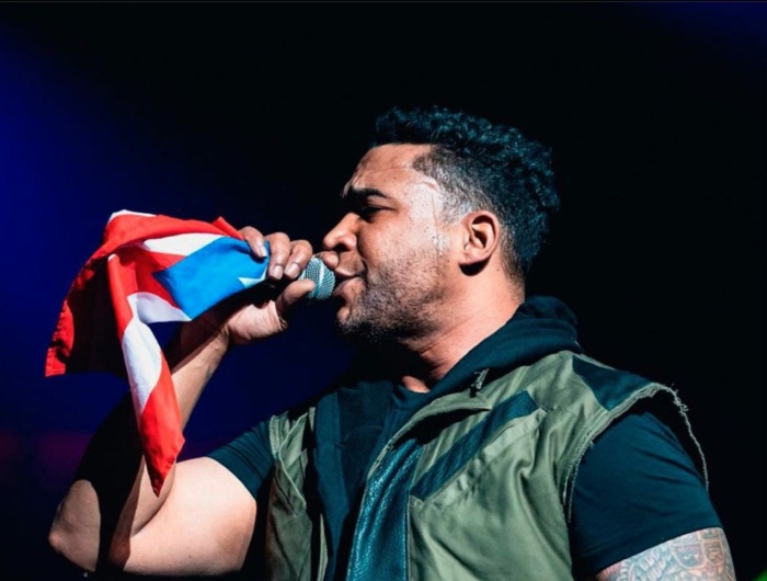 Don Omar interrumpe un concierto porque el público no sabe la letra