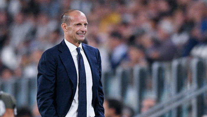 Allegri sugiere que los entrenadores expulsados debieran abonar una multa