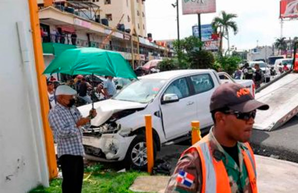 Muere mujer tras ser atropellada mientras cruzaba la calle - Antena 7