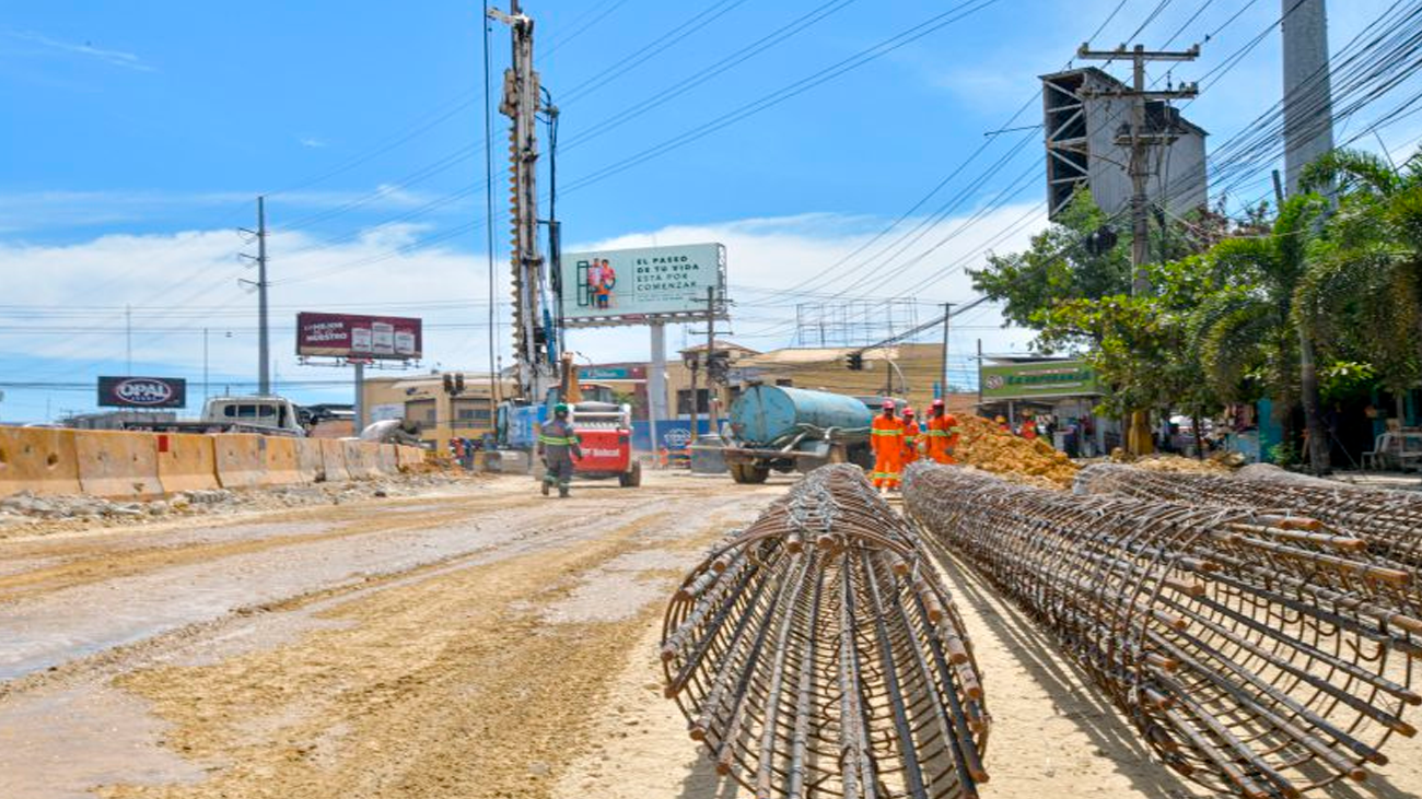 Obras Públicas anuncia desvío temporal por instalación de vigas en la Prolongación 27 de Febrero