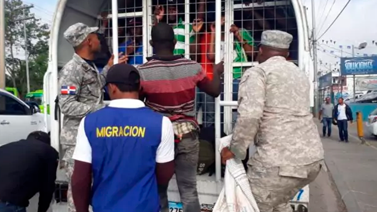 DGM detiene a 1,120 y repatría a 1,219 haitianos en situación irregular