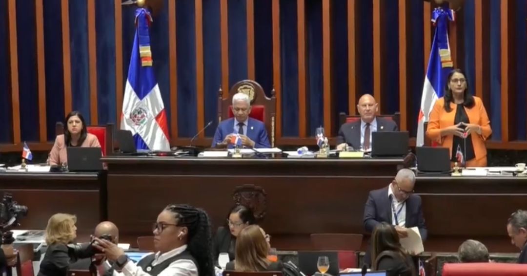 Senado dominicano aprueba presupuesto reformulado con mayoría absoluta