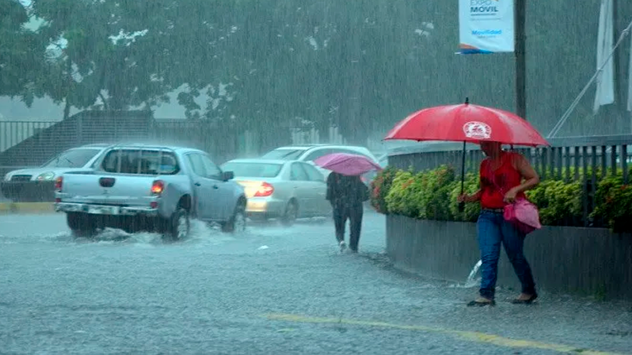 Fuertes lluvias afectarán a RD durante varios días por incidencia de tres fenómenos