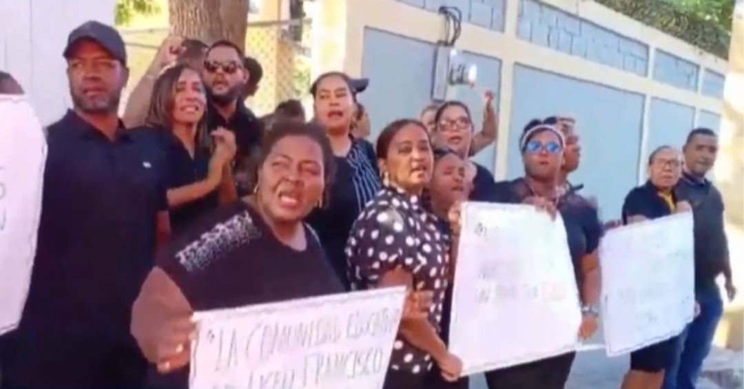Centro educativo en Cabral denuncia sobrepoblación y falta de docentes ...