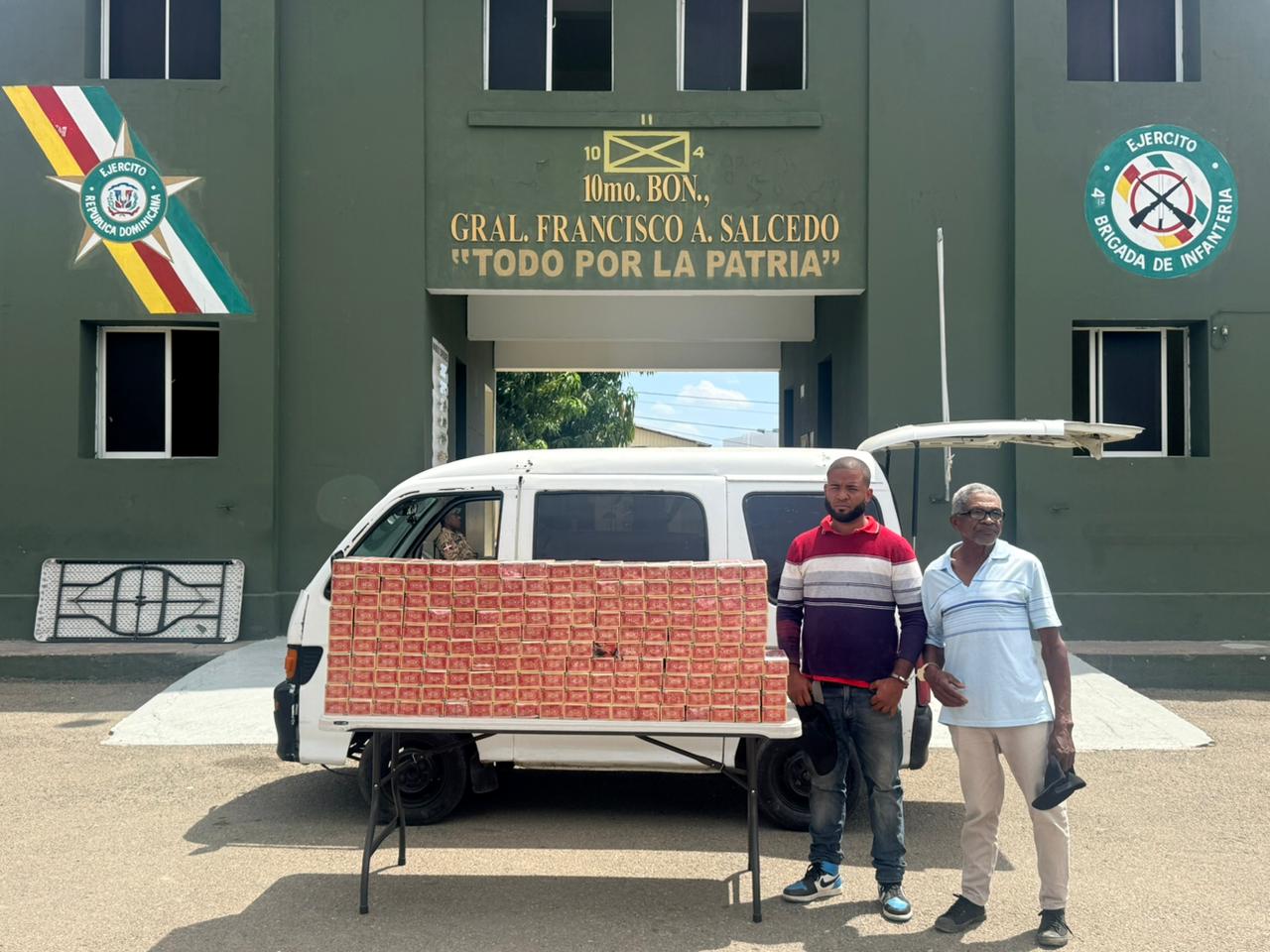 Detienen dos hombres con contrabando de más de 36 mil cigarrillos en Dajabón