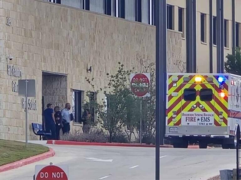 Estudiante se quita la vida de un disparo tras herir a maestra de escuela en Texas