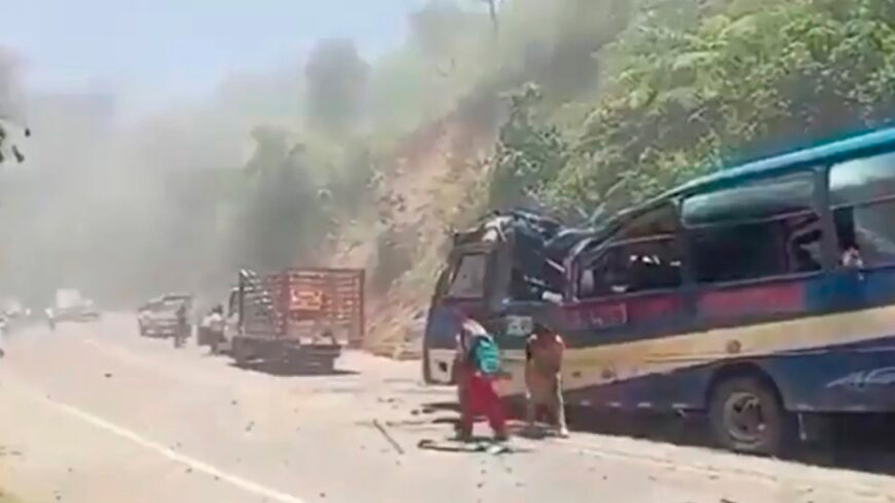 Atentado en Colombia deja al menos siete muertos y 17 heridos en la Vía Panamericana