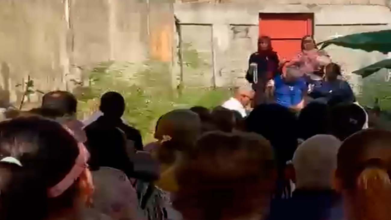 Feligreses realizan jornada de oración por cierre de acceso entre residenciales Ciudad Real