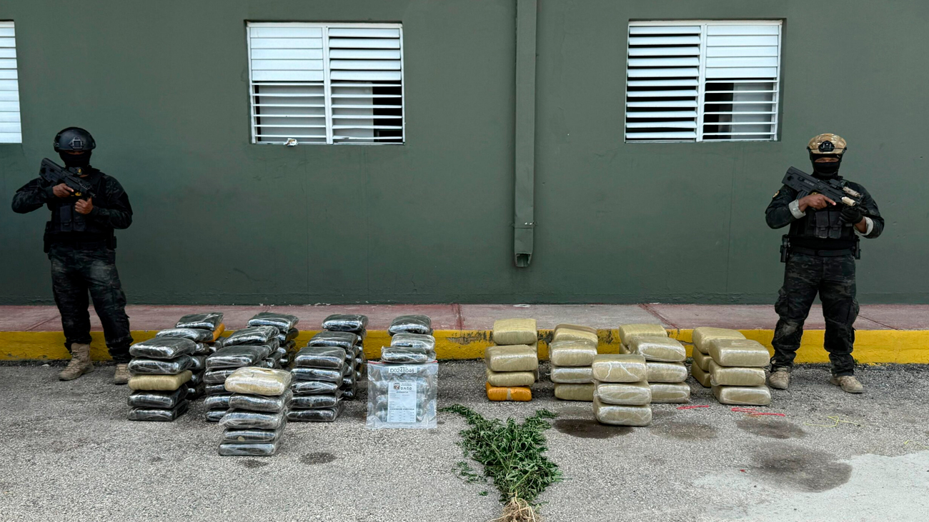 Autoridades ocupan más de 600 libras de presunta marihuana