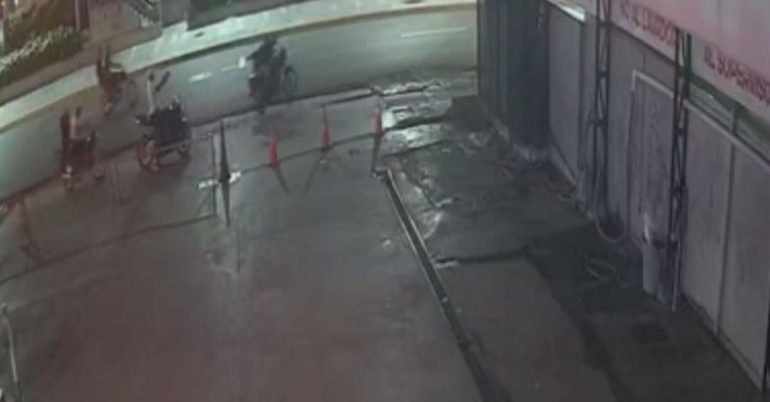 Atacan a mayor de la Policía a tiros en Villa Juana