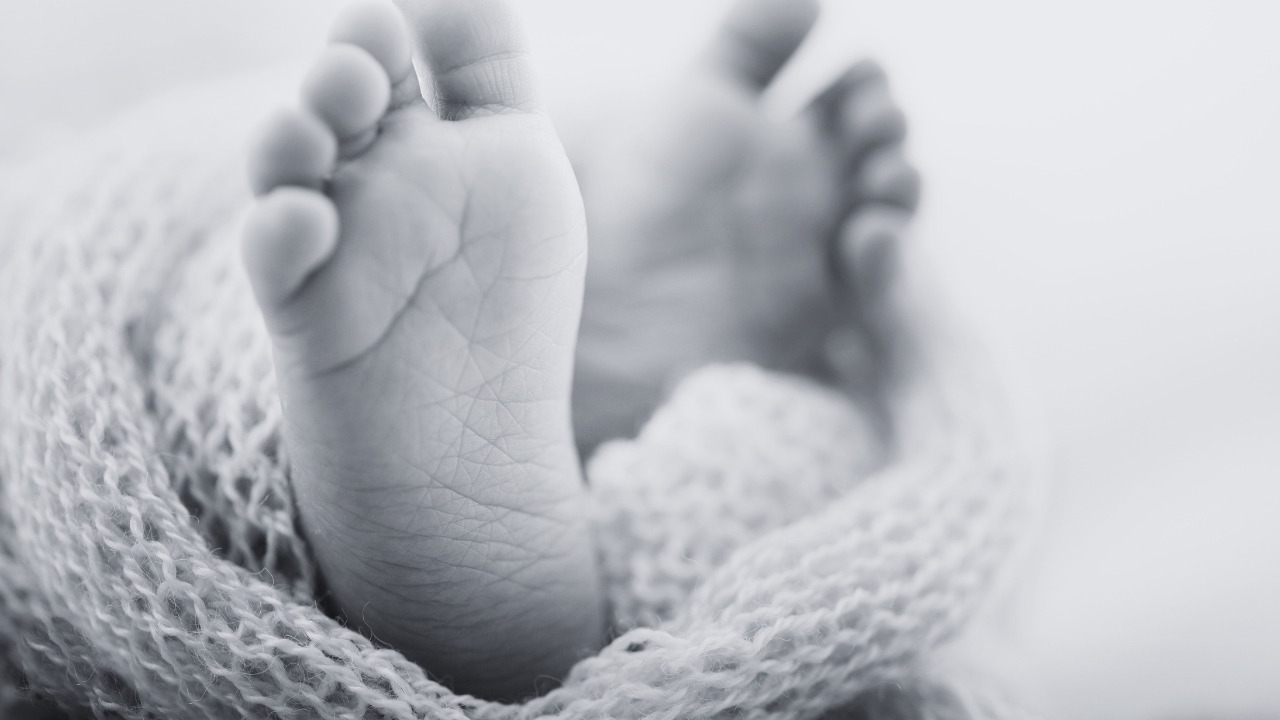 Bebé recién nacido es abandonado en carretera Sánchez del Distrito Nacional