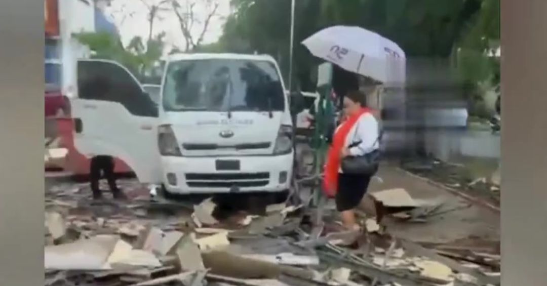 Colapsa estructura en Malecón Center por lluvias