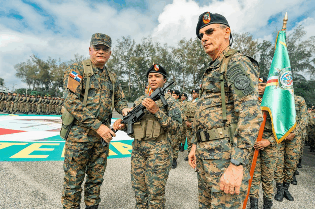 Ministerio de Defensa entrega moderno equipamiento al Ejército de República Dominicana para fortalecer capacidades operativas