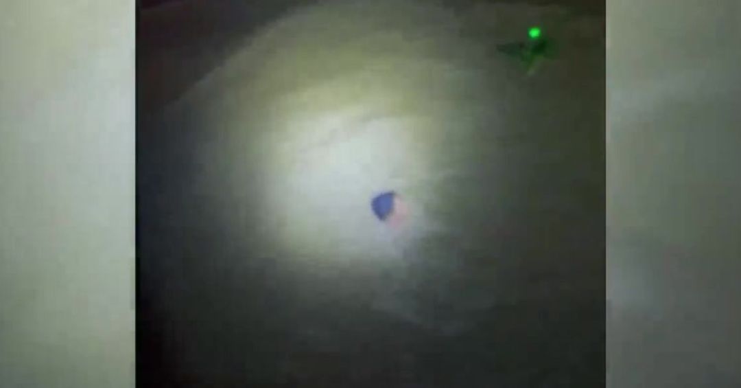 Rescatan a dos personas tras crecida de arroyo