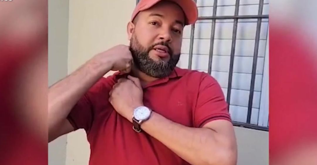 Taxista de app denuncia asalto en Santiago