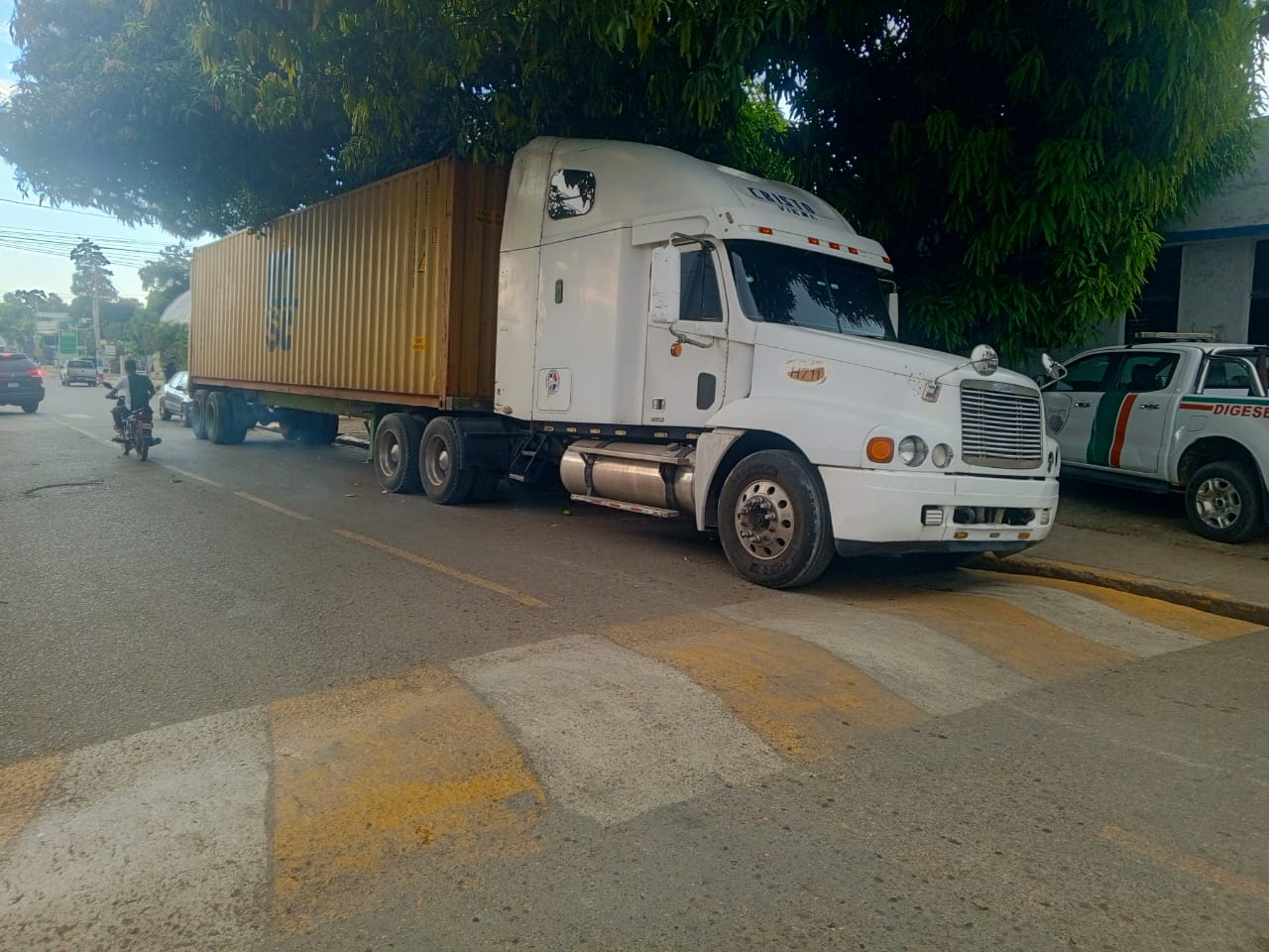 Policía Nacional recupera en Dajabón furgón reportado como sustraído en Haina