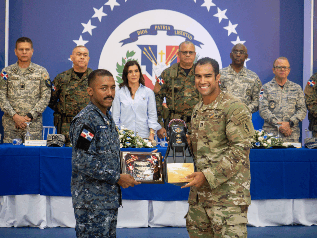 Armada Dominicana fortalece capacidades estratégicas con entrenamientos conjuntos con los Estados Unidos