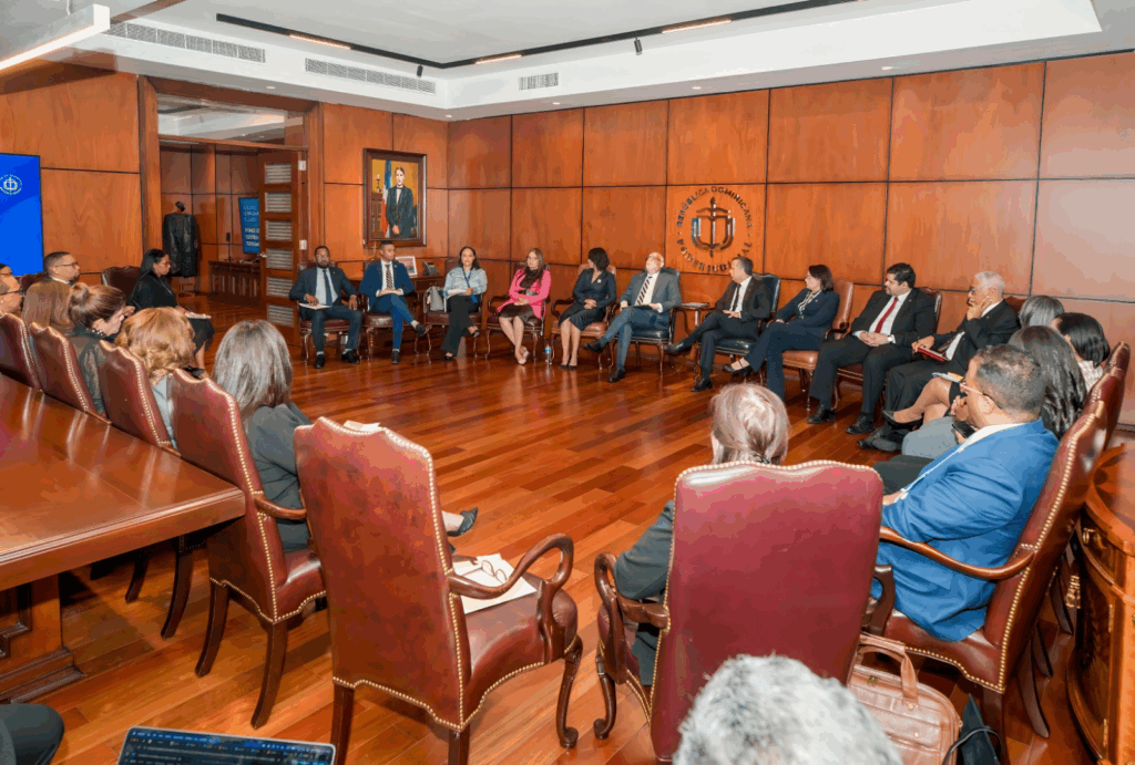 Poder Judicial acuerda aumento salarial de hasta 50 % para jueces y servidores judiciales
