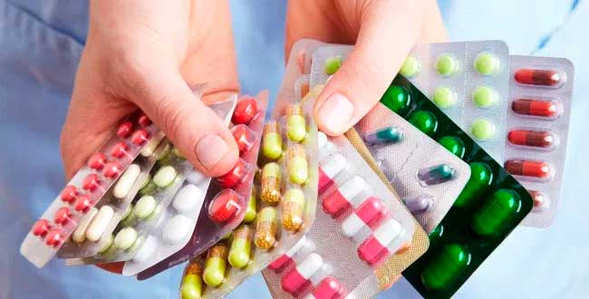 MICM, CECCOM y DIGEMAPS incautan medicamentos ilegales valorados en RD$31 millones en Espaillat