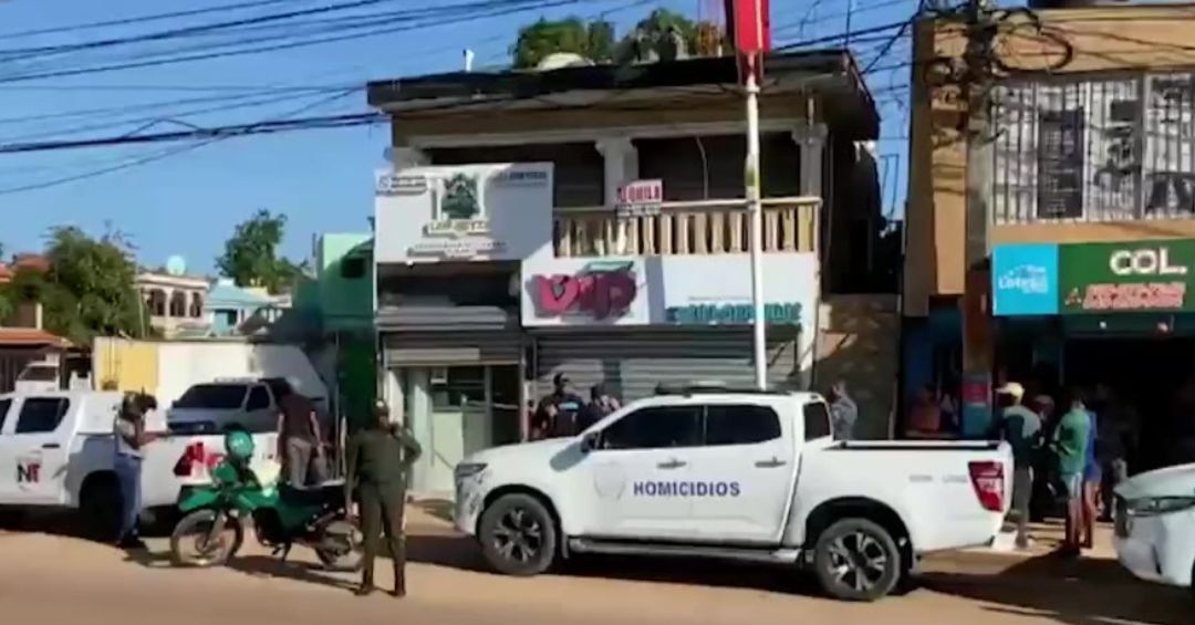 Violento asalto deja muerto a guardia en farmacia de la zona