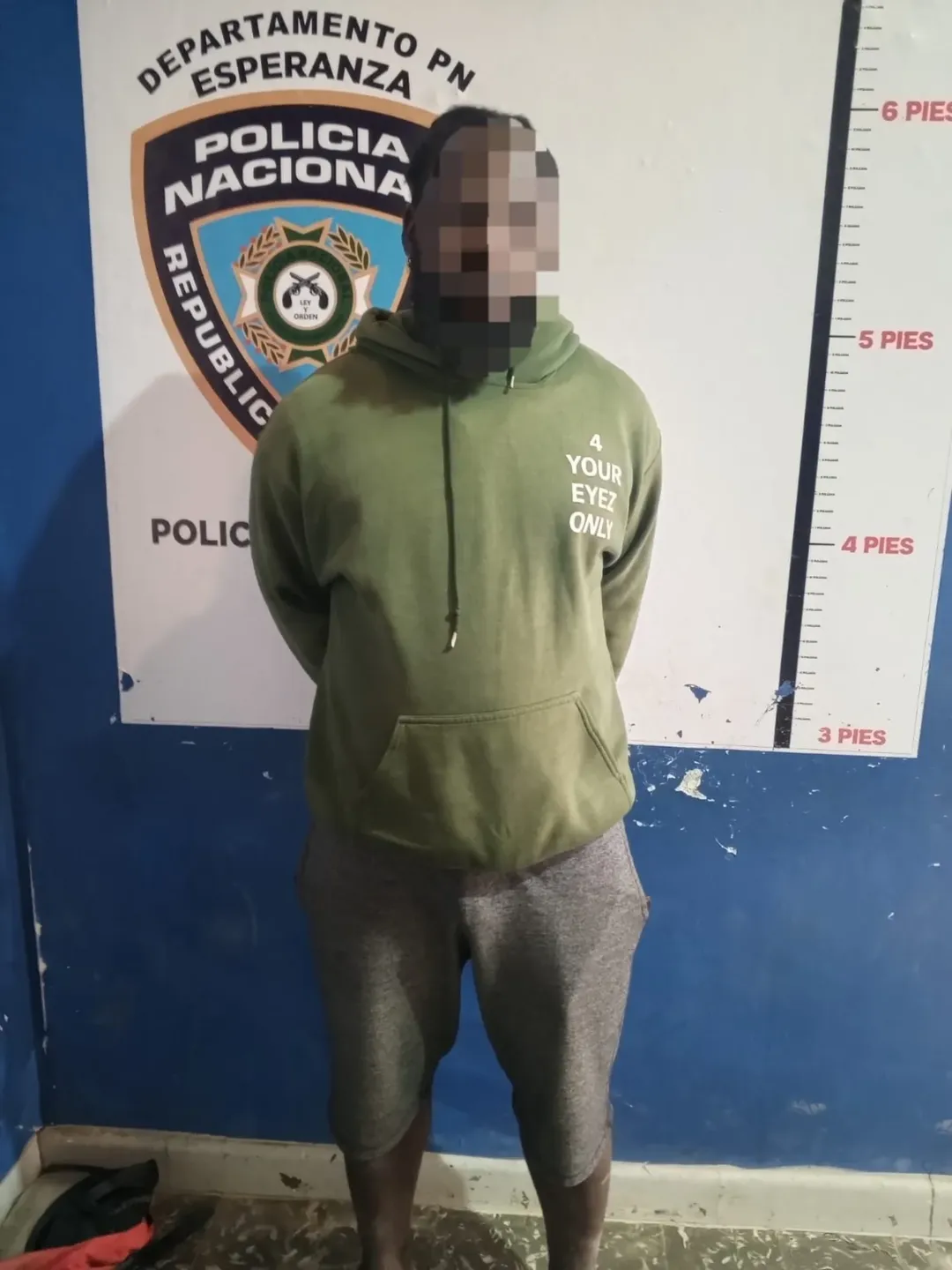 DINTEL y Policía Preventiva apresan hombre armado ilegalmente y recuperan motocicleta robada en Valverde