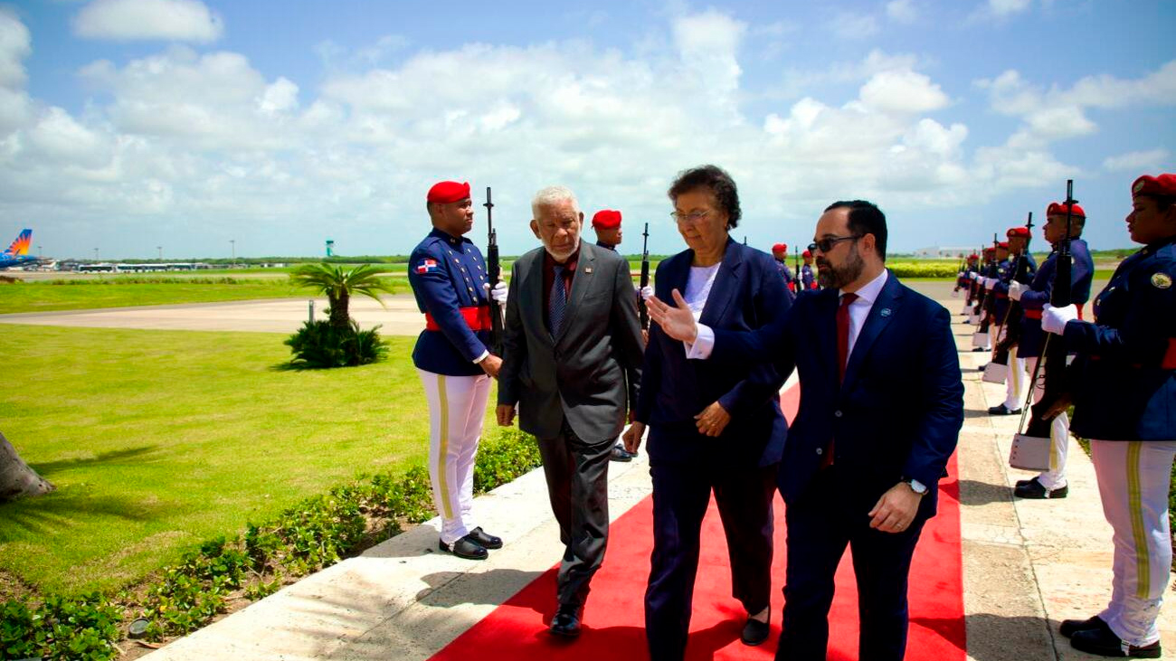 Abinader recibirá a su homóloga de Surinam en el Palacio Nacional
