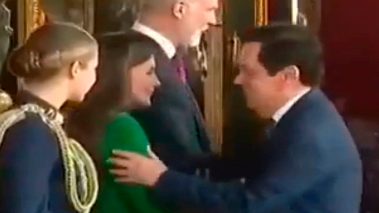 Se encienden las redes: Tony Raful y su esposa rompieron pro