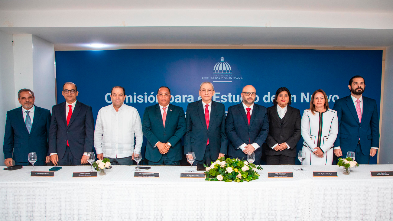 Comisión recomienda a Abinader construcción de nuevo estadio de béisbol en el Ensanche La Fe