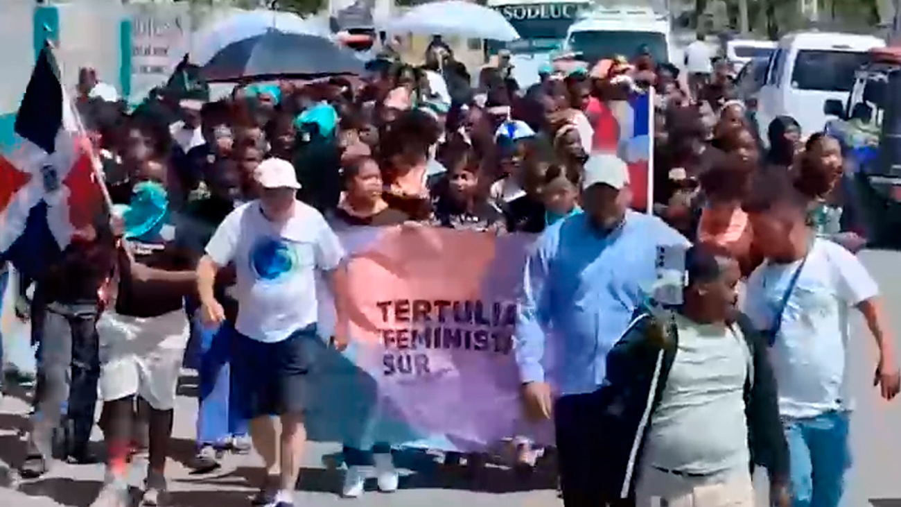 Marchan en Barahona para exigir mayor control de actividades