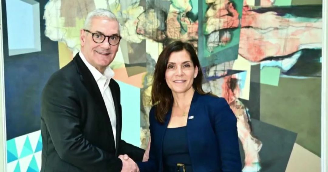 Gonzalo Castillo se reúne con embajadora de EE.UU.