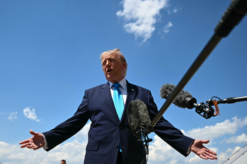 Trump insinúa que EE.UU. prepara nuevos ataques contra Irán